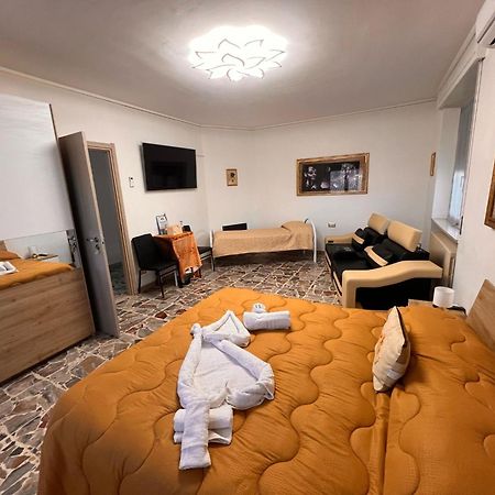 B&B Saphira Gozzano Exterior foto